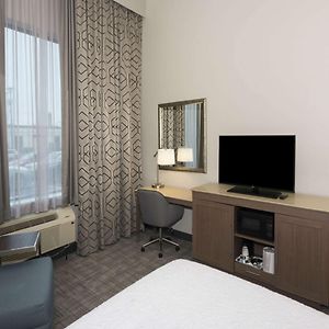 Standard Room One King Bed Hearing Accessible
